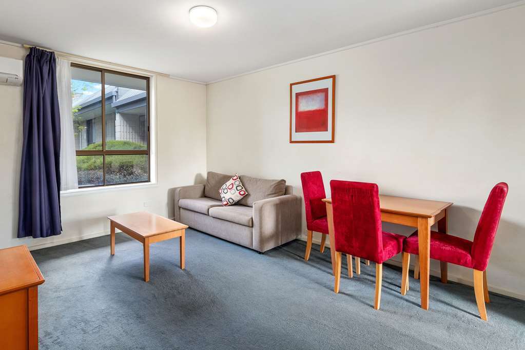 Knox International Hotel And Apartments Wantirna Habitación foto